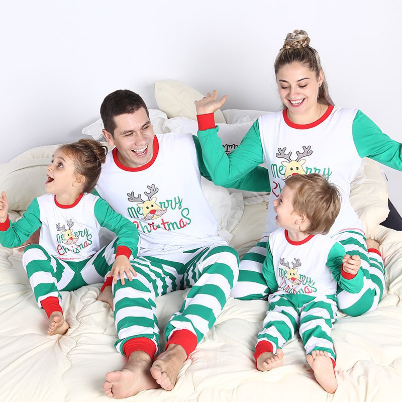 Hjemmetøj Stribet Forældre-barn-sæt Juleprint Pyjamas