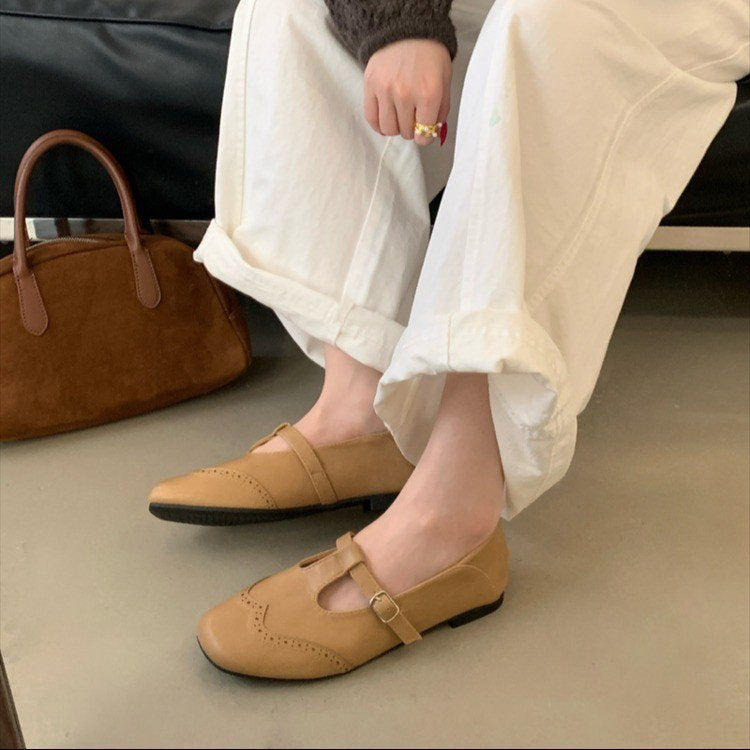 Vintage Flat-heeled Slingback Shoes With A T-strap Buckle