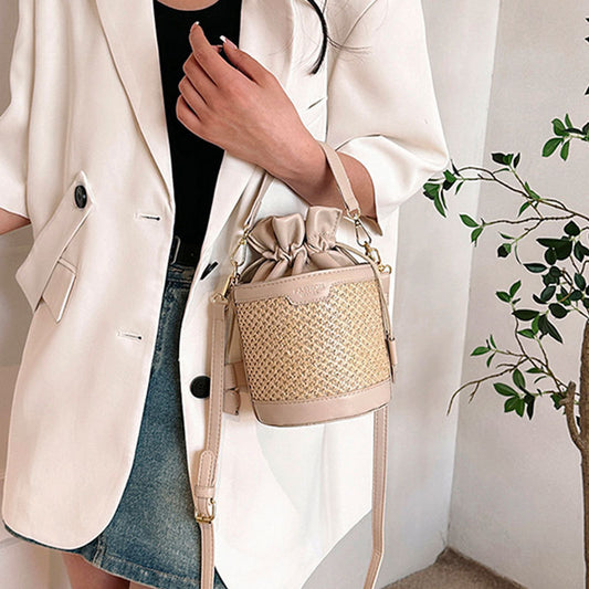 Simple And Stylish Woven Commuting Single Shoulder Bucket Bag