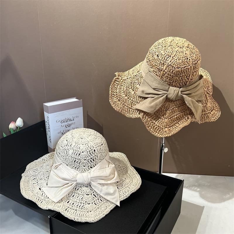 Women's Fashion Temperament Raffia Bow Straw Hat