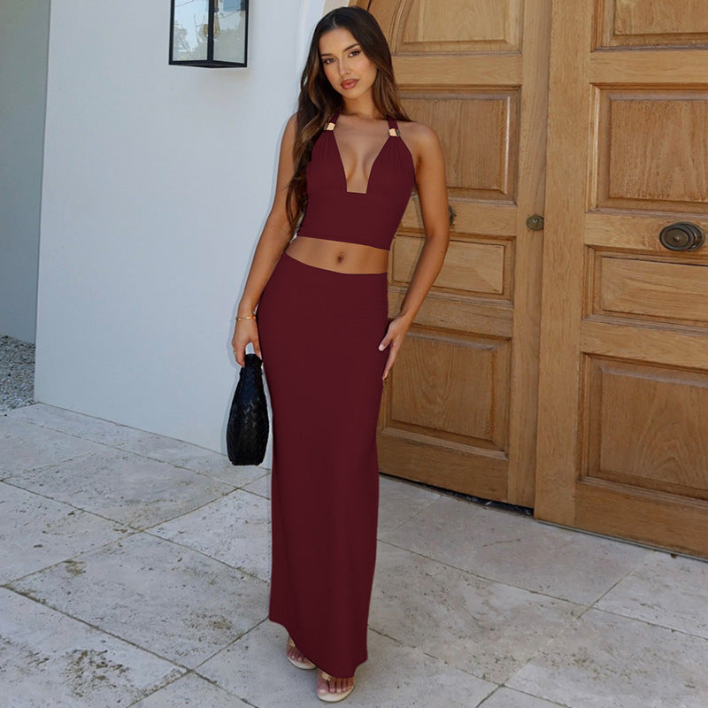 Women's Fashionable Tube Top And Figure-hugging Skirt Set
