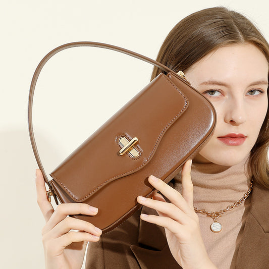 Spring And Summer New Moon Baguette Bag Leather Handbag
