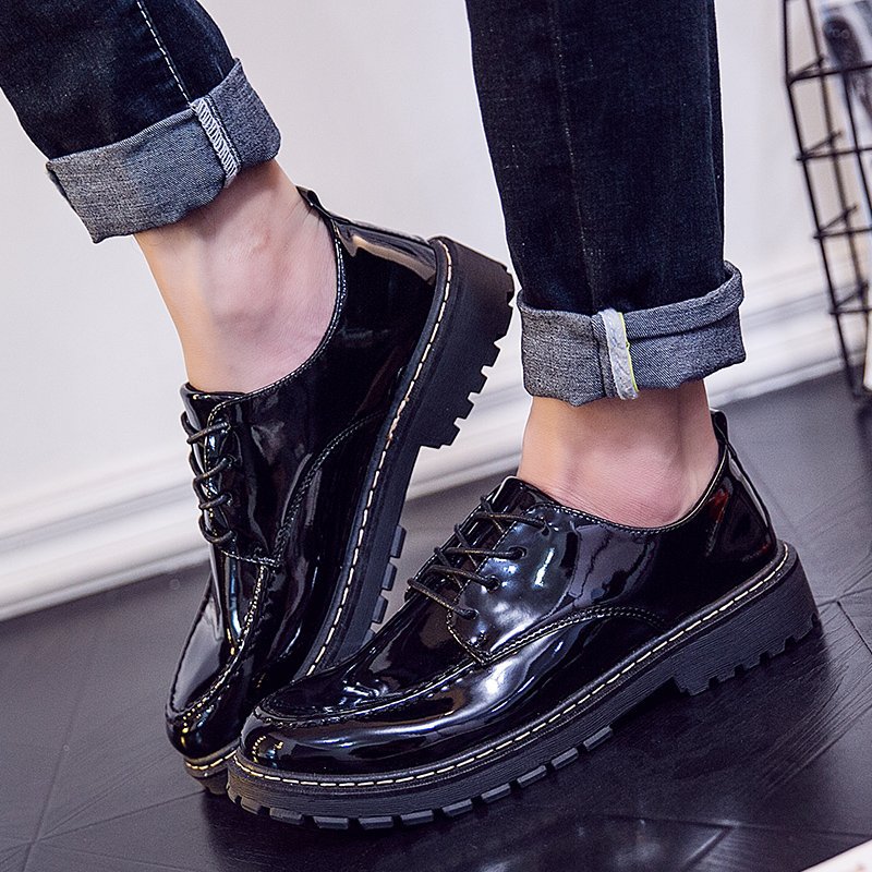 Men's casual small leather shoes