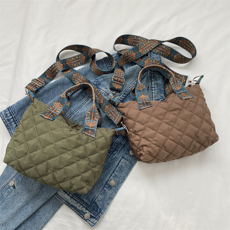 New Trendy Simple Shoulder Messenger Bag