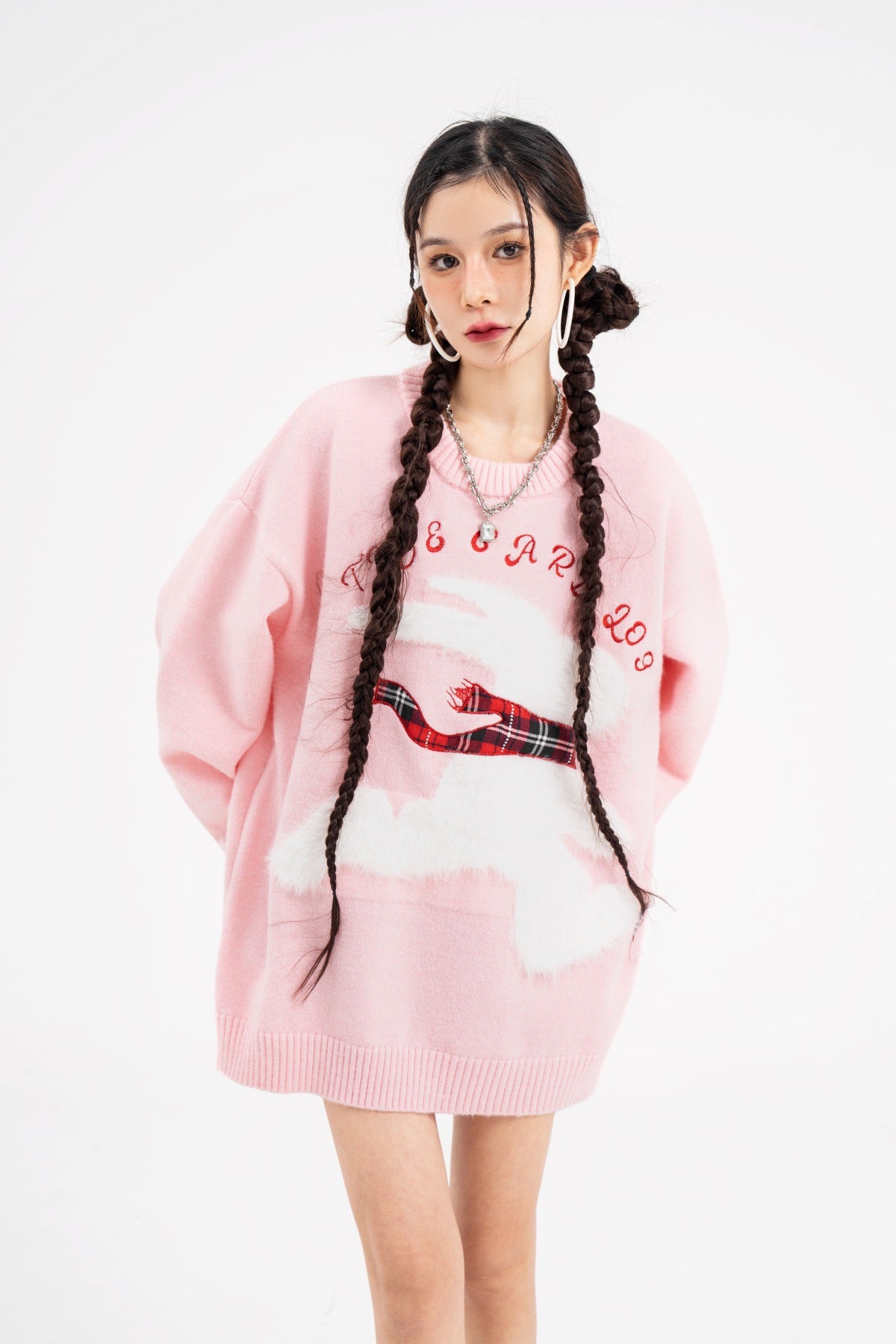 Men's And Women's Round Neck Knitted Sweater