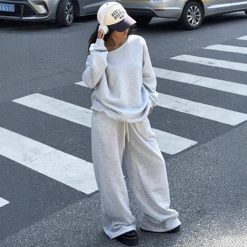Casual Hættetrøje Med Rund Hals I Løstsiddende Sportsstil Og Casual Buksesæt Til Kvinder