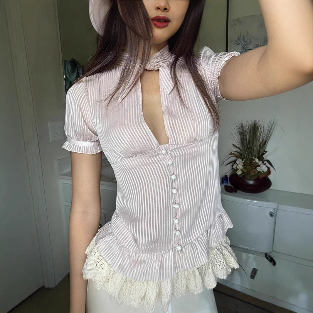 Chest-flattering Button Flounce Short Sleeve