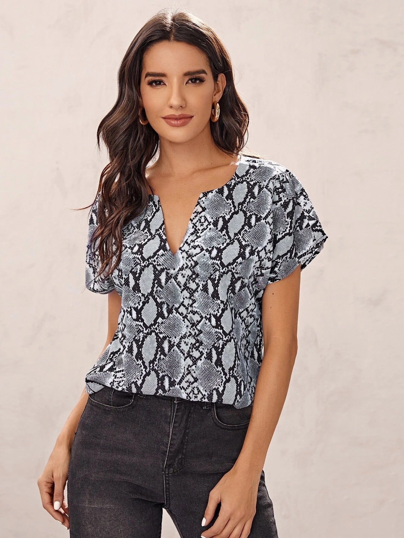 Women's Leopard Print V Neck Loose Large Size Short Sleeve Top