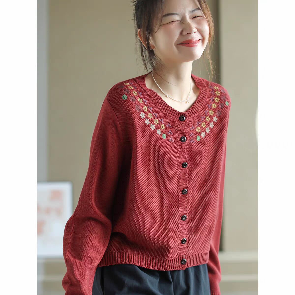 Womens Retro Embroidered Knitted Cardigan