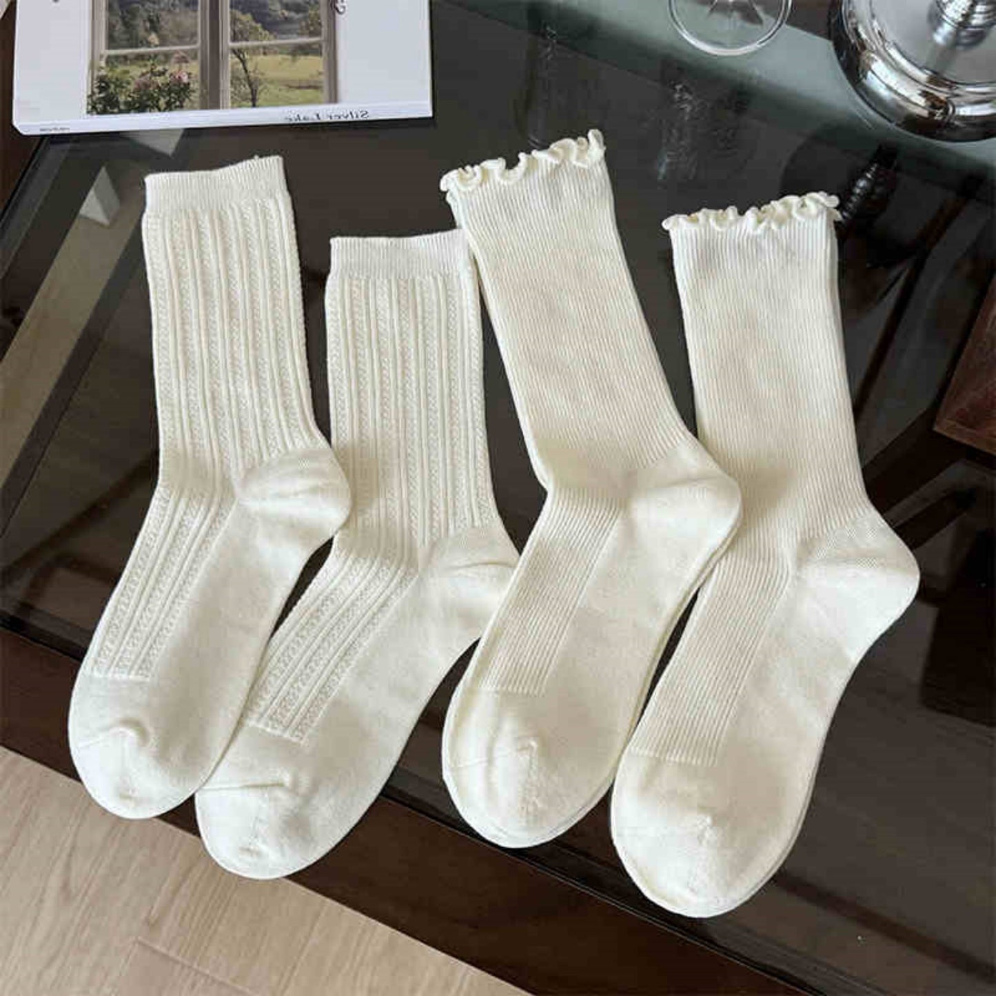Ear Fungus Edge Mid Tube Socks For Spring And Autumn Styles