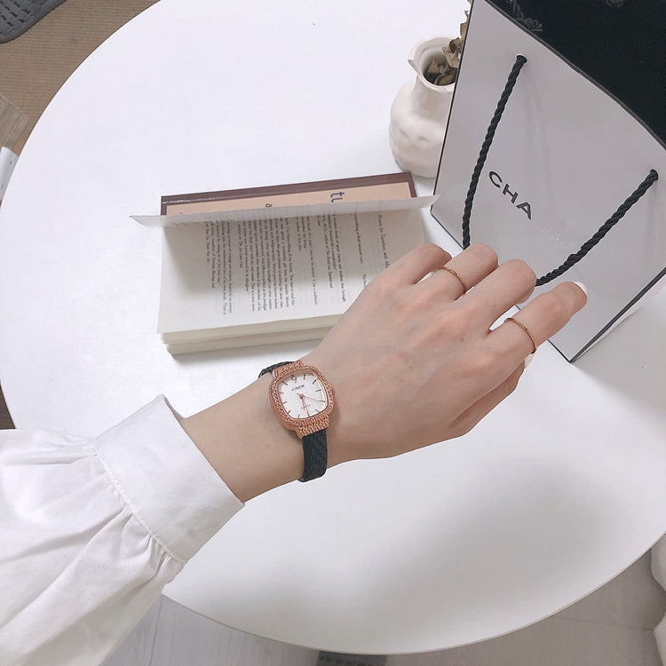 Watch with small dial