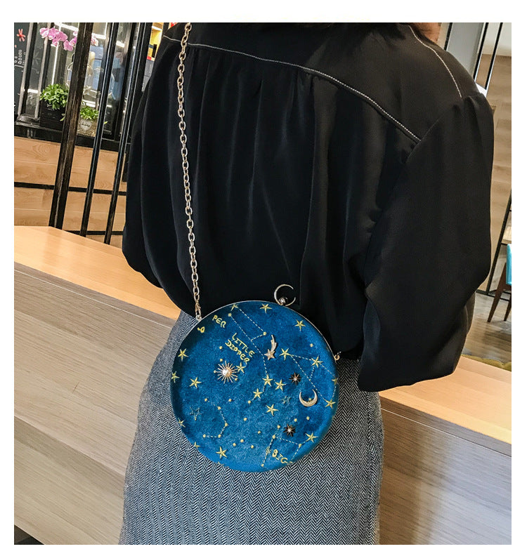 One-shoulder crossbody bag