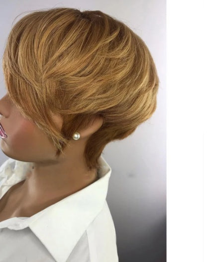 Oblique Bangs Mixed Color Golden Fluffy Short Straight Hair