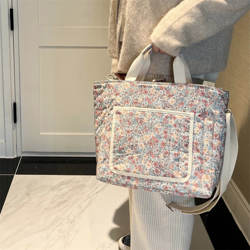 Large Capacity And Multi Function Of Mother And Baby Bag