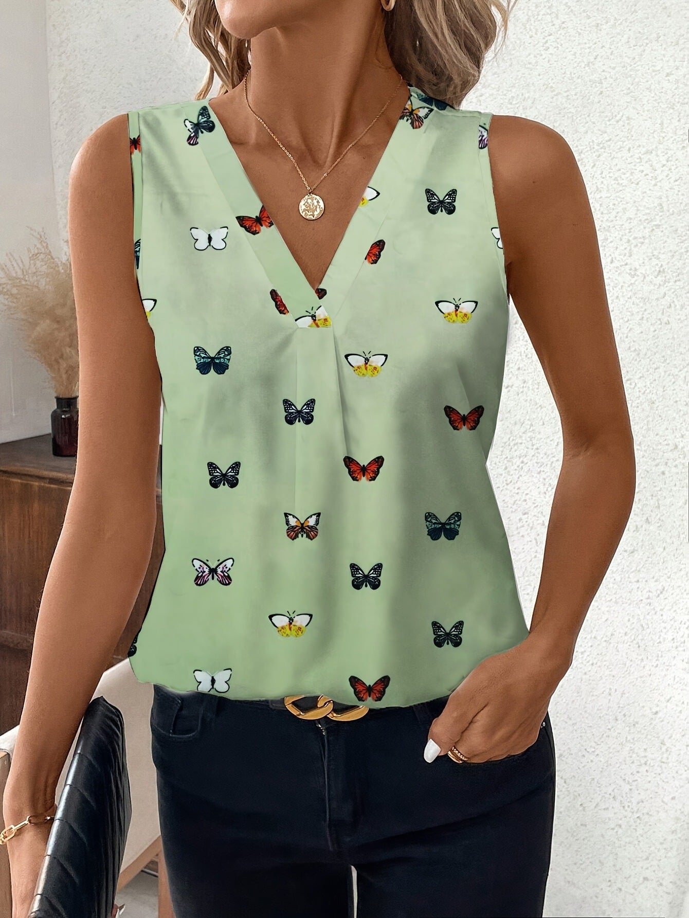 Women's Versatile Minimalist Printed Vest