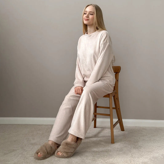 Womens Crew-neck Long-sleeve Top And Pants Pajama Set