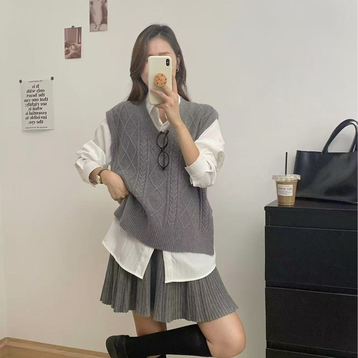 V-neck Knitted Casual Academic Style Women's Fashion Vest