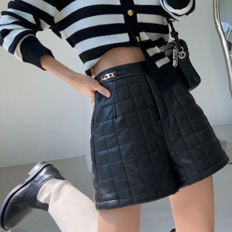 Women's Autumn And Winter Casual Fashionable Loose Leather Shorts