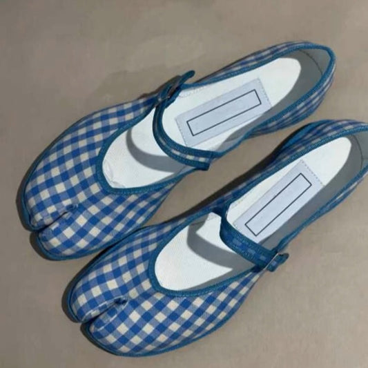 Korean Style Plaid Split Toe Ballet Flat Bottom Pumps