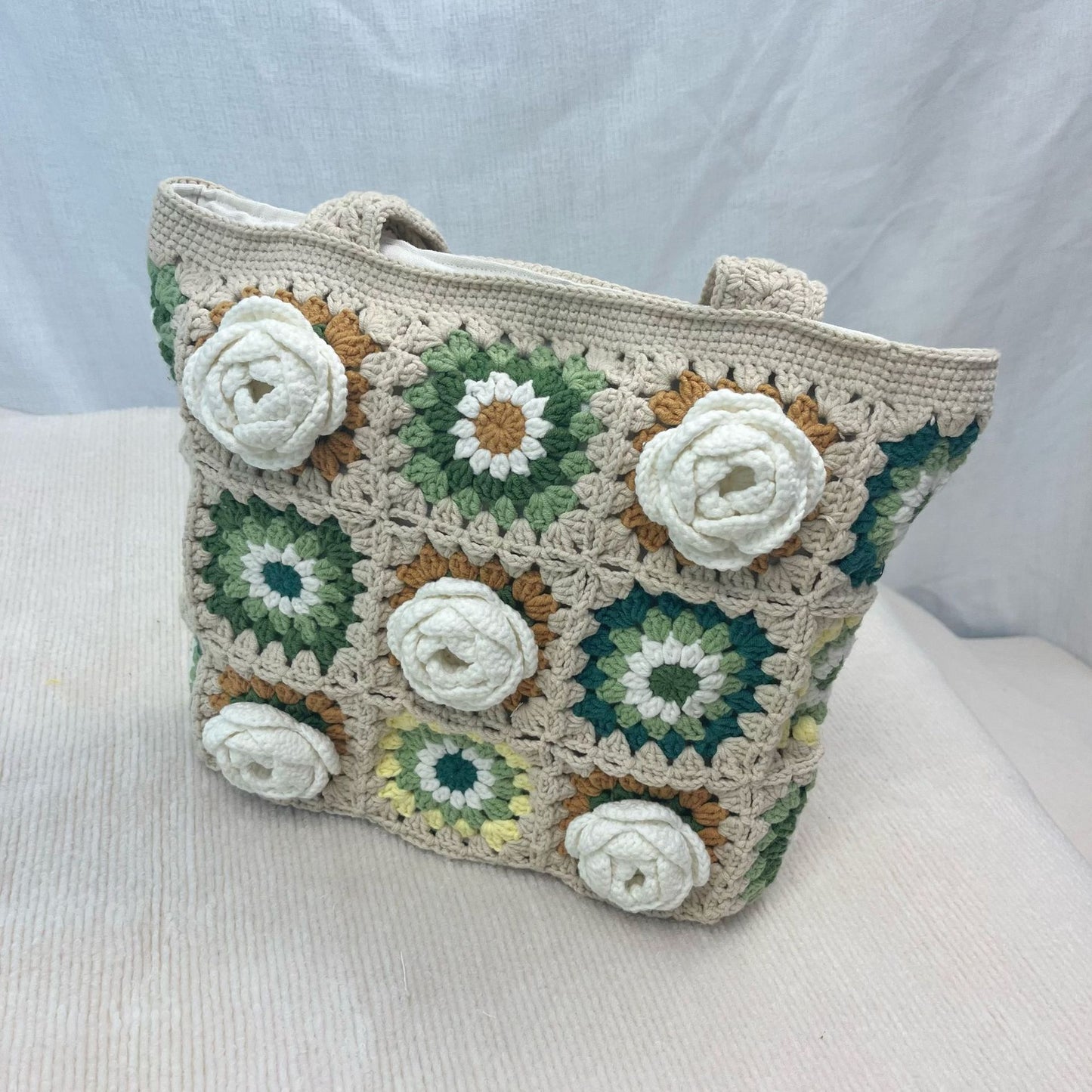 New Wool Crocheted Creative Hand Weaving Three-dimensional Flower Shoulder Bag