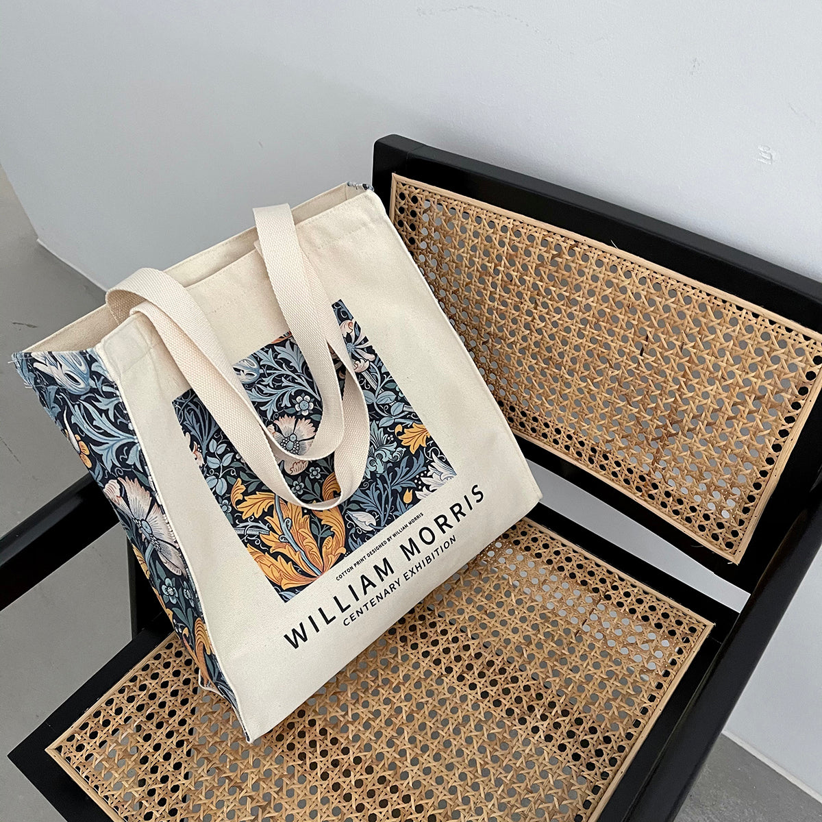 Vintage Printed One-shoulder Unisex Shopping Bag