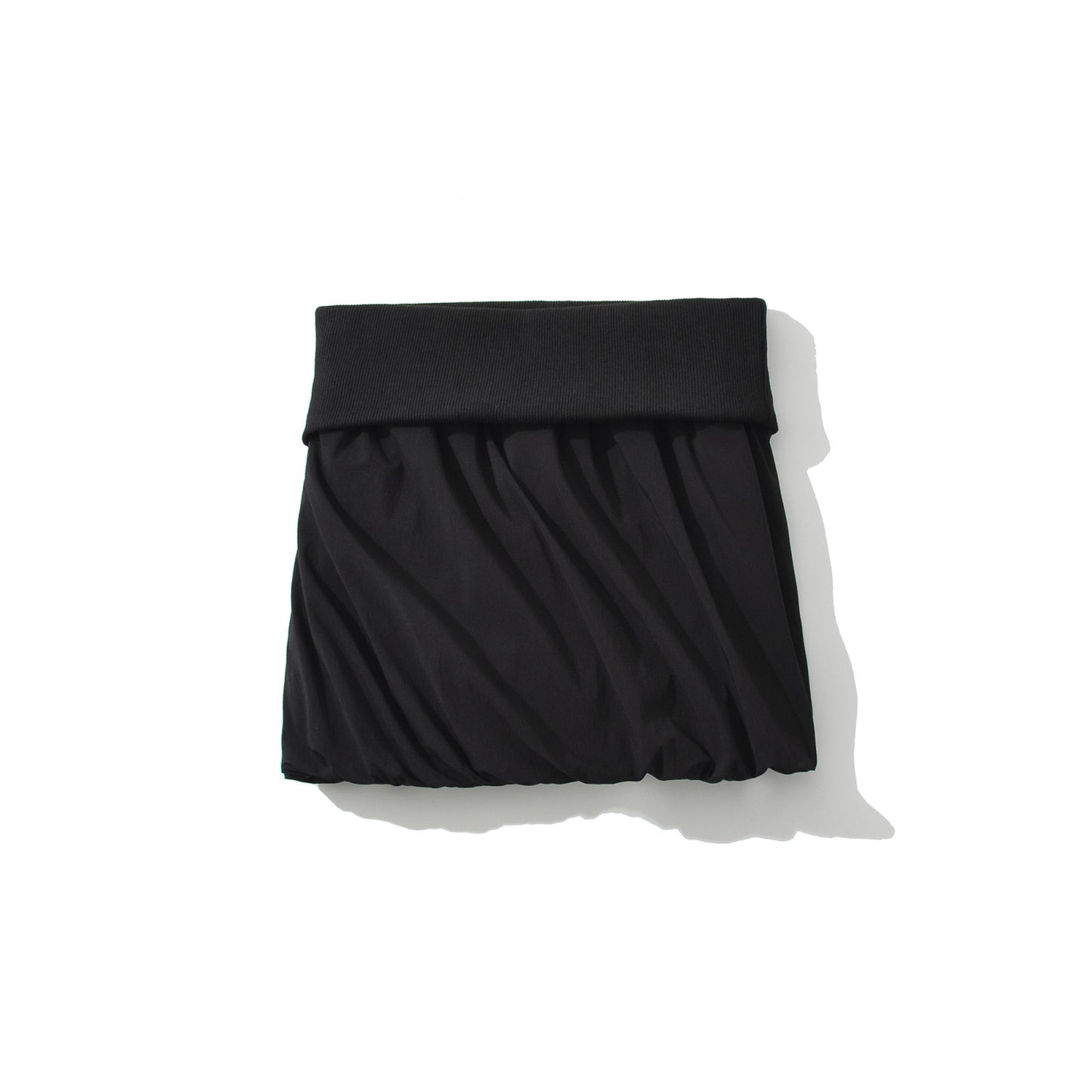Folding edge splicing thread low waist hip hugging short skirt