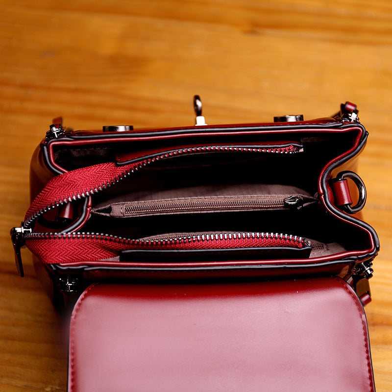 Women's Cowhide Vintage Crossbody Handbag