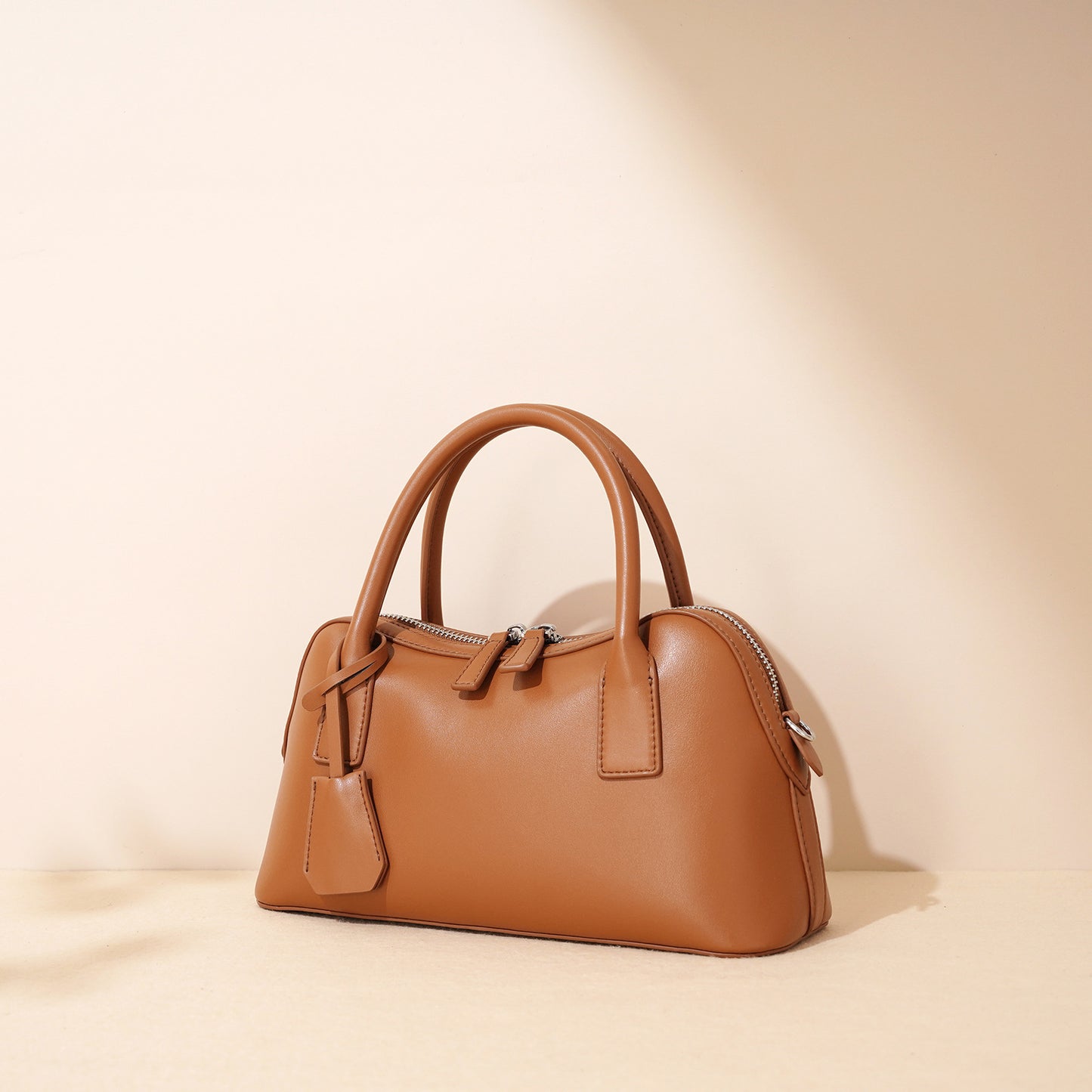 New Versatile Simple High-end Portable Messenger Bag