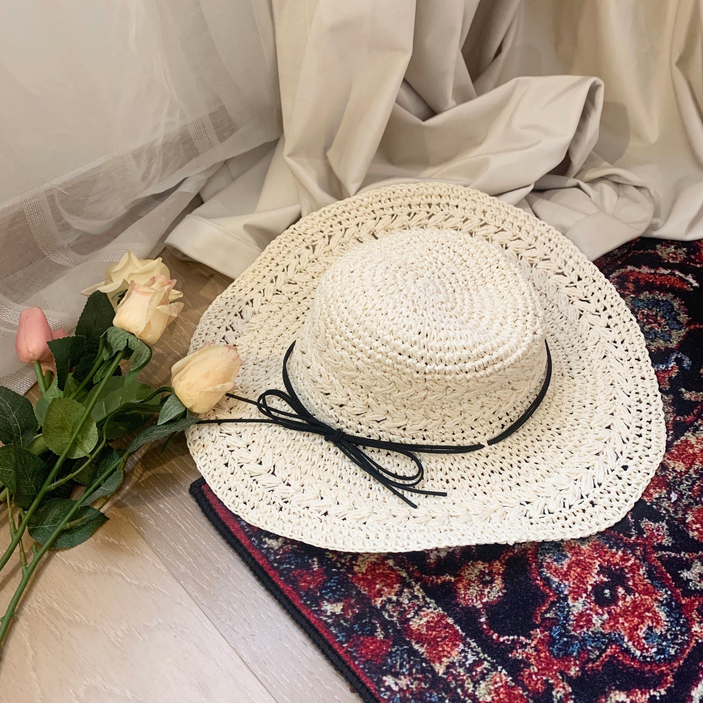 Straw Bow Chain Strap Straw Hat Female Hollow Crocheted