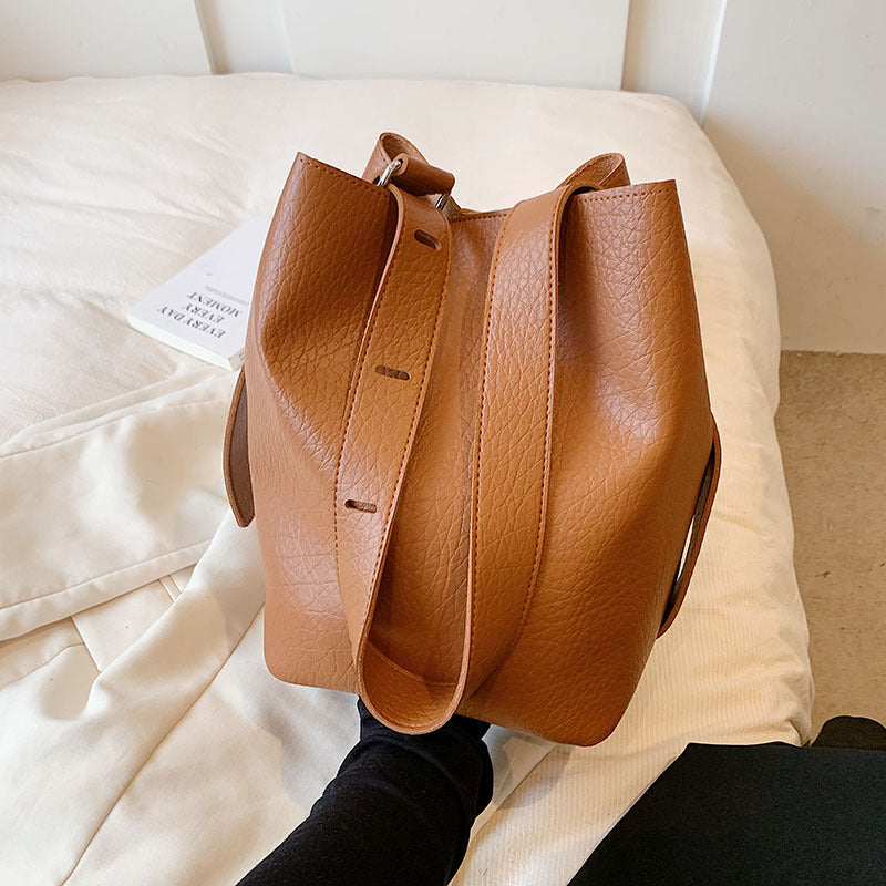 Versatile Large Capacity Portable Commuter Bag