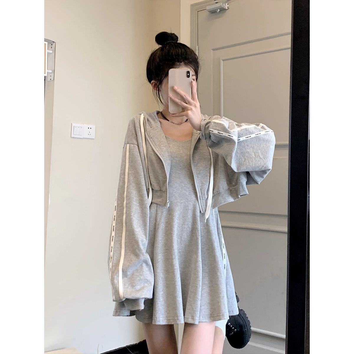Women's Sports Suit Skirt Coat Temperament Leisure