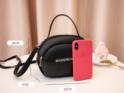 Korean Version Of The Small Bag Female Hand