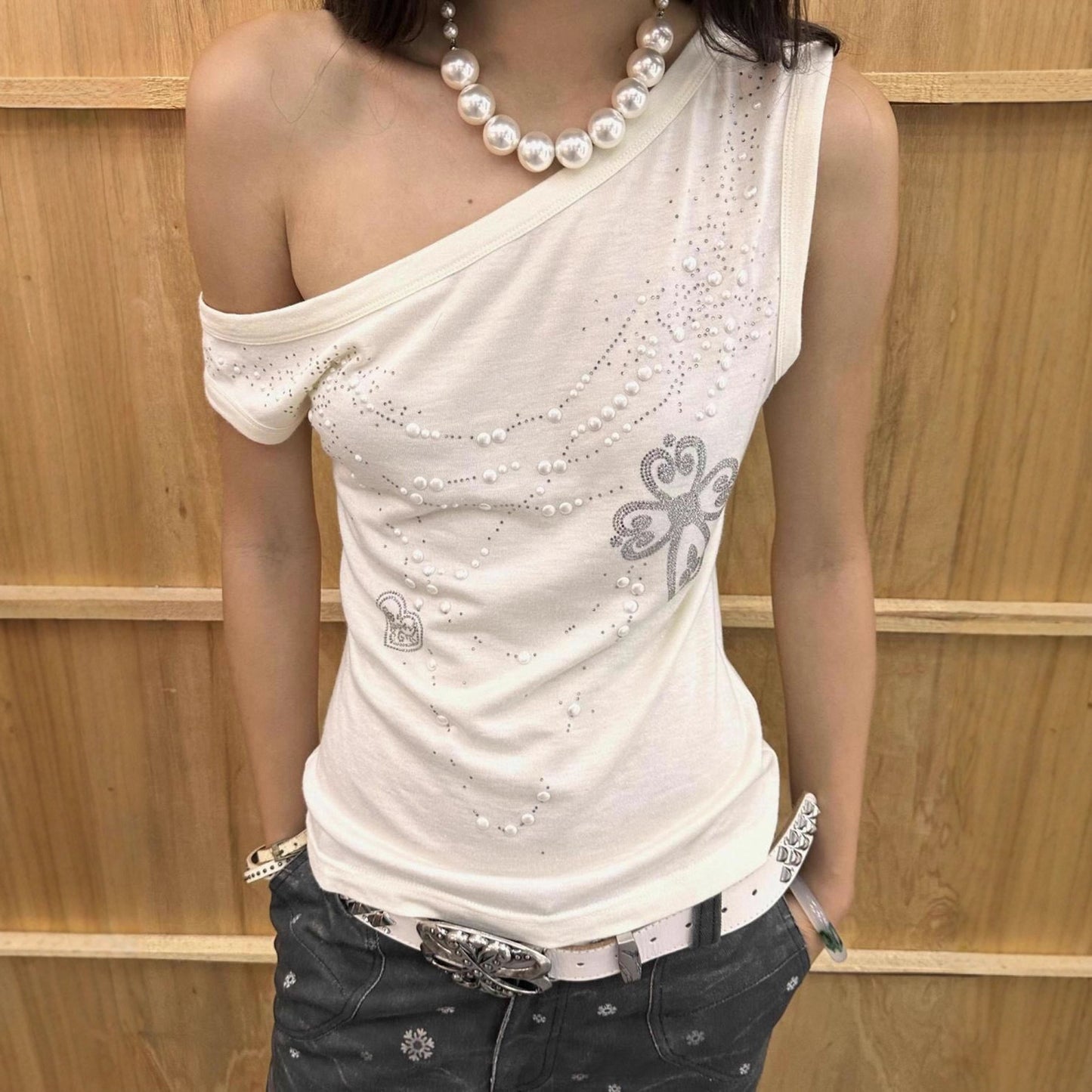 Edgy Tanktop I Street-stil Med Et Dristigt Print