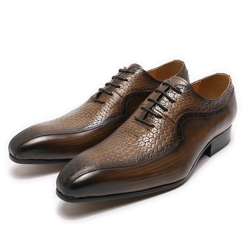Herre udskårne business casual lædersko med snørebånd og spids tå