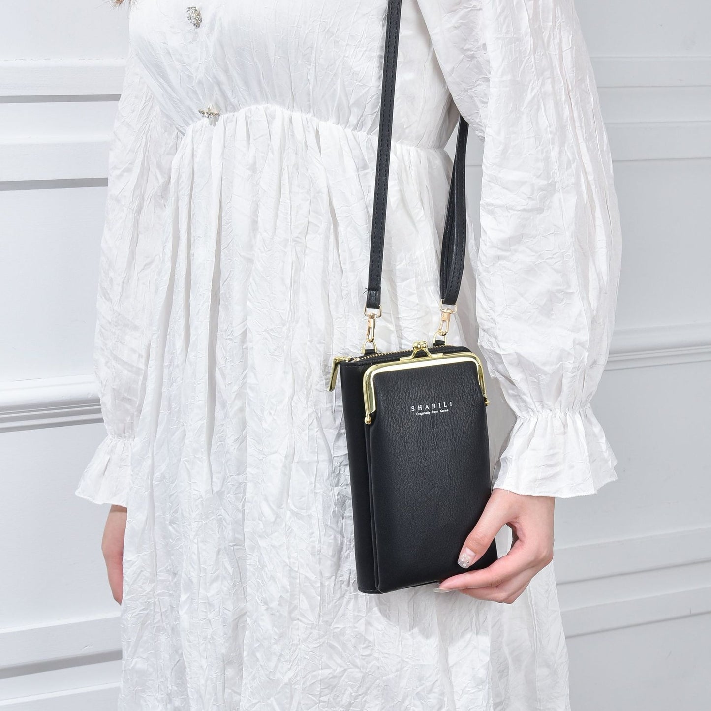 Large-capacity Crossbody Shoulder Bag With Zippered Storage