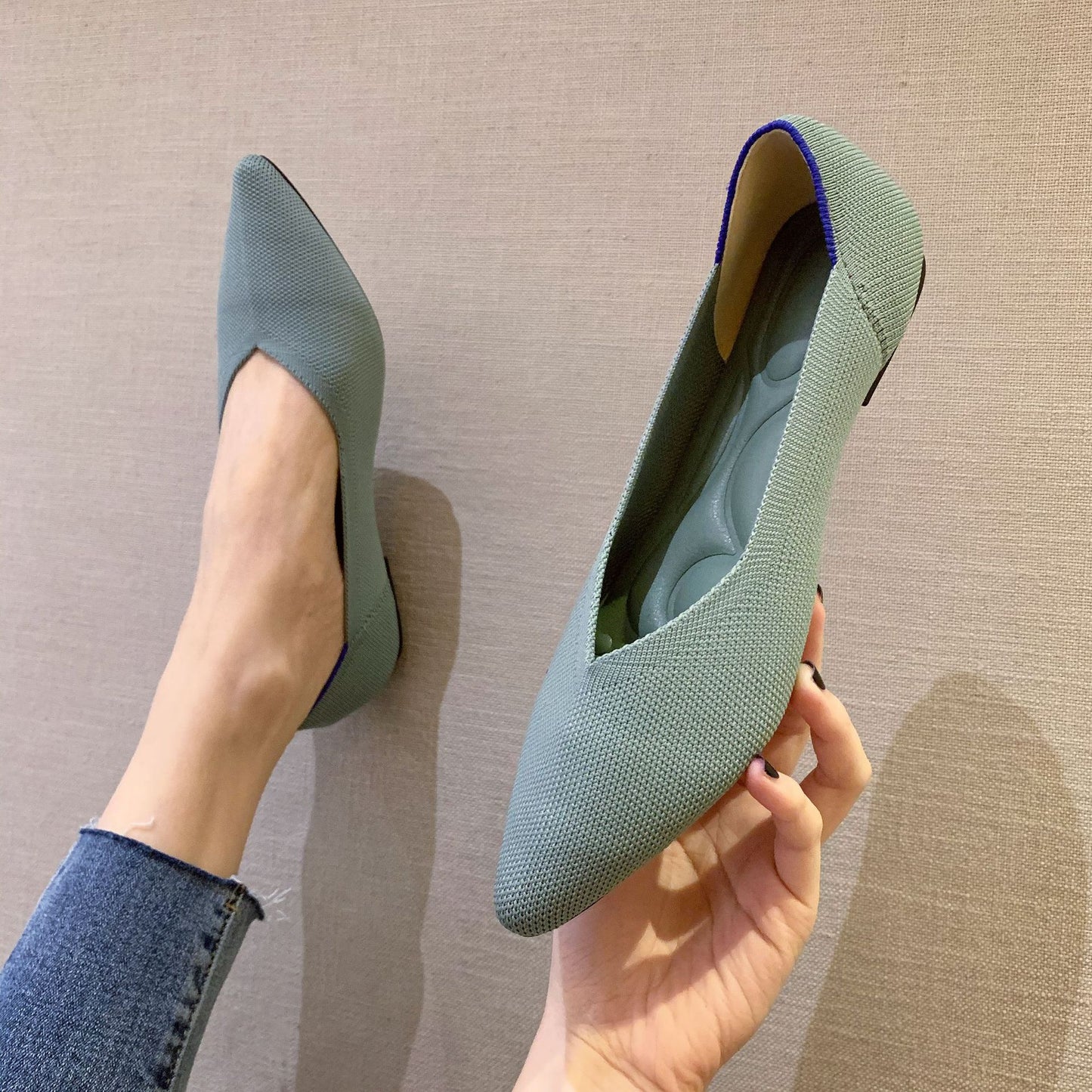 Shallow Mouth Flying Knit Shoes Pointed Toe Flat Knit Egg Roll
