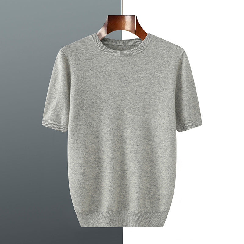 Men's Round Neck Knitted Sweater With Short Sleeves