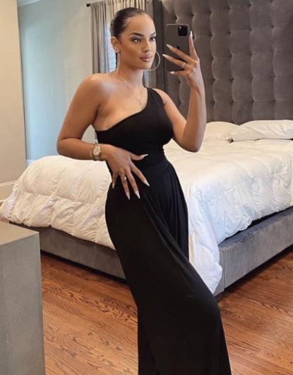 Enkel sexet asymmetrisk jumpsuit med én skulder