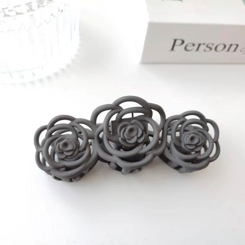 New Small Fragrant Wind Camellia Temperament Back Of The Head To Grab The Clip