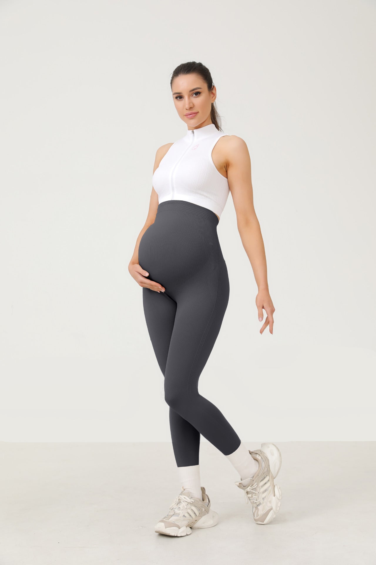 Maternity Leggings For Outerwear Sporty And Casual With Tummy Support And No Slipping Down