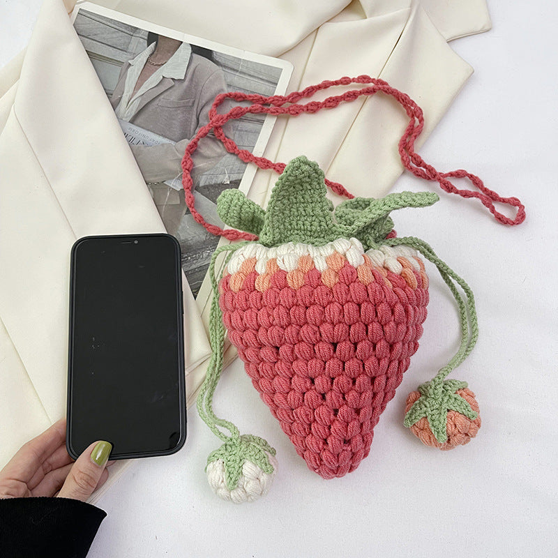 One-shoulder Crossbody Knitted Cartoon Strawberry Bucket Bag