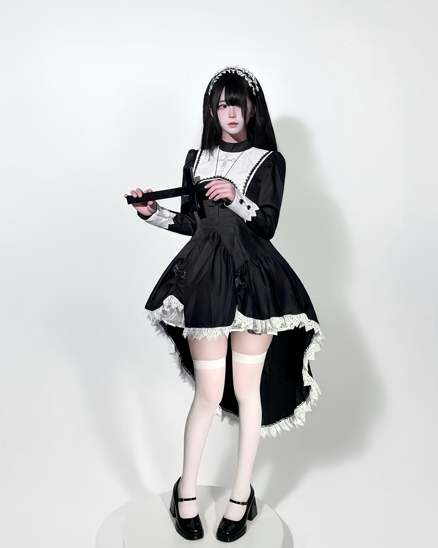 Dark-style Embroidered Halloween Nun Costume For Cosplay Performances