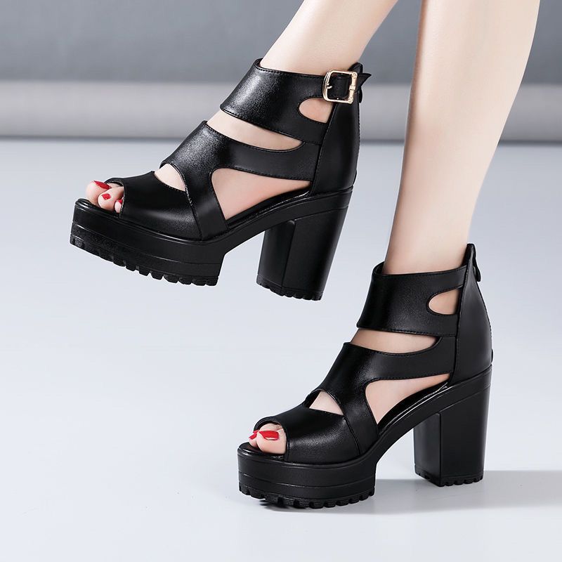 Chunky Waterproof Versatile Hollow-out Sandals