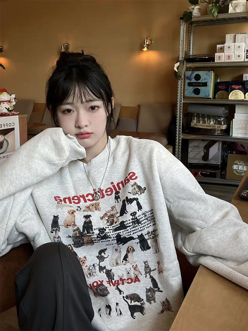 Retro Cartoon Cat Puppy Gray Round-collar Sweater