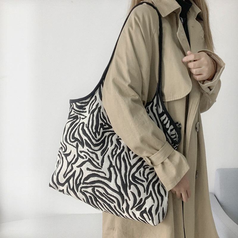 Women's Fashion Large Capacity Undershirt Zebra Print Canvas Bag