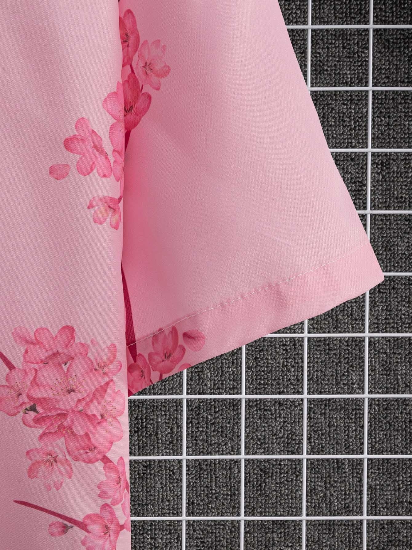 Kortærmet skjorte med digitalprintet blomstermønster