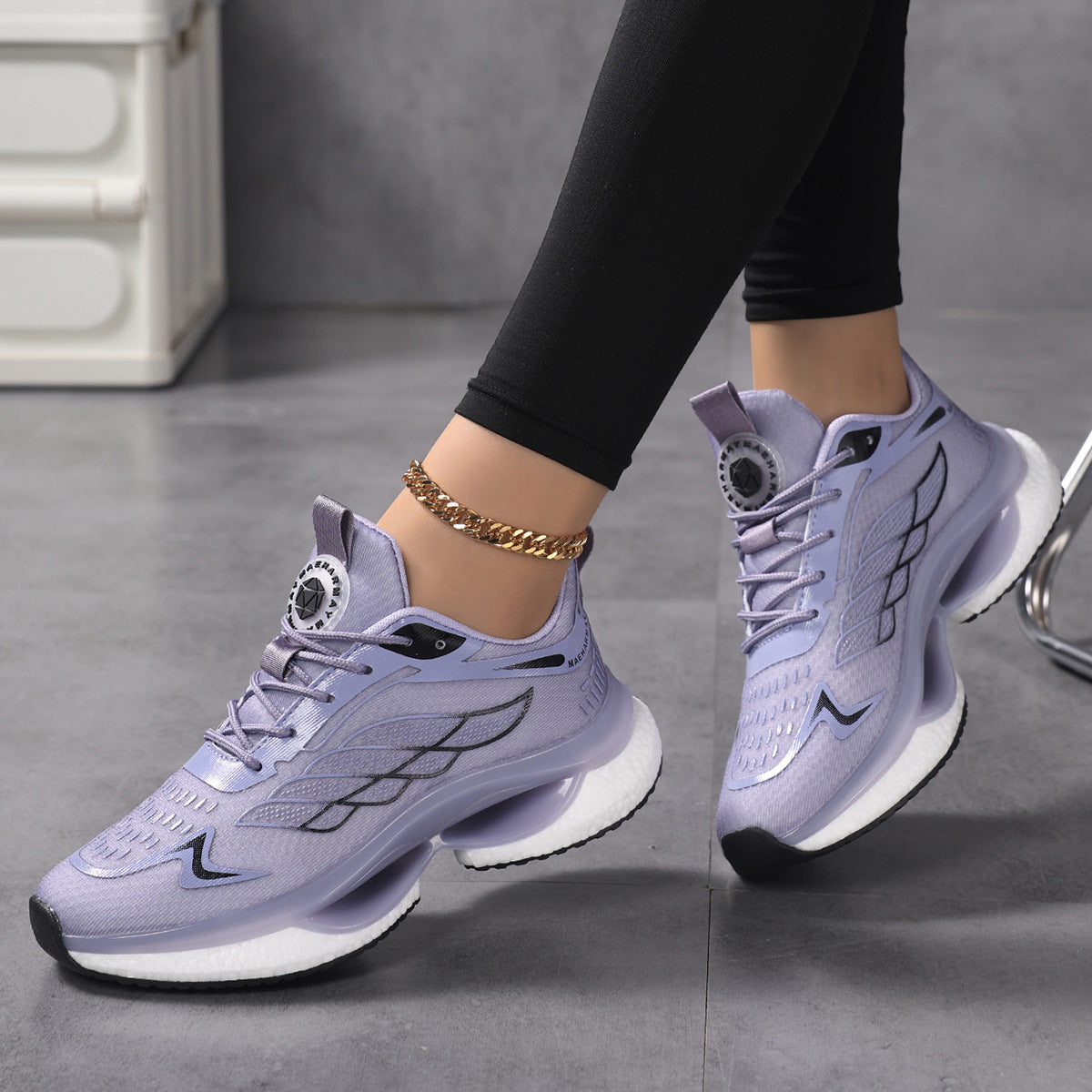Womens Lightweight Shock-Absorbing Mesh Running Shoes For Sports