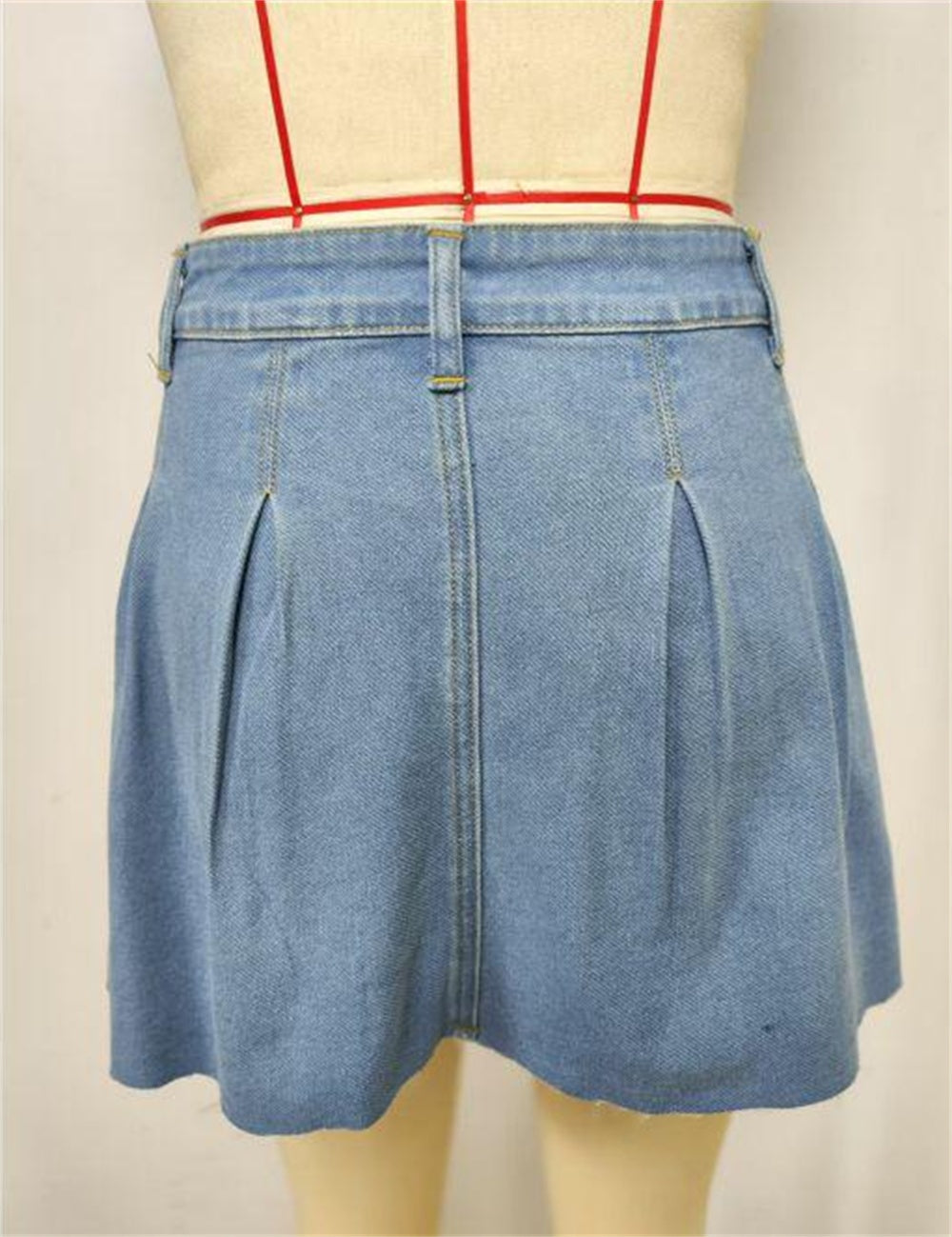 Fashionable Women's Hit Shorts