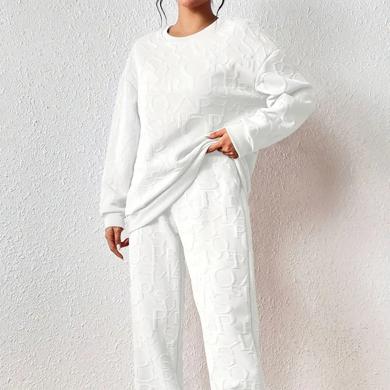 Round Neck Knitted Fashionable Letter Sweater Suit Women