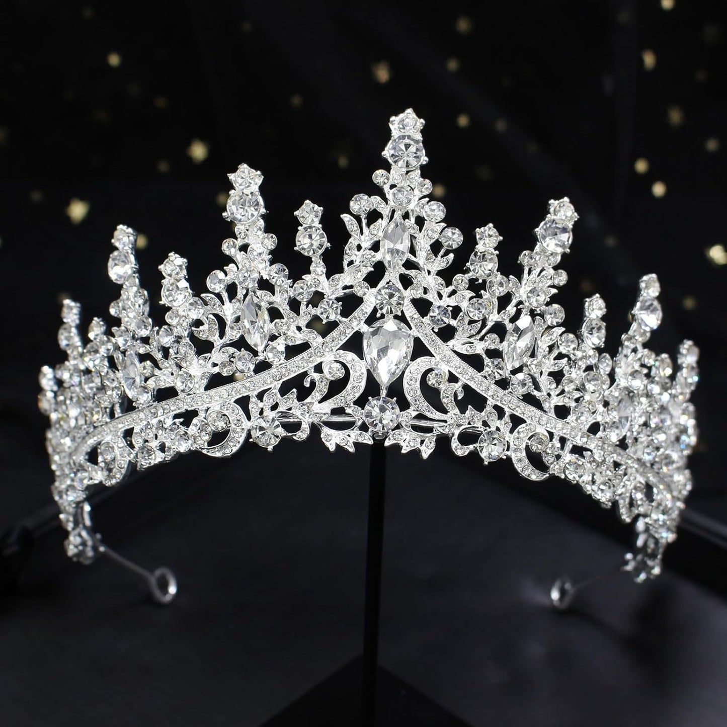 Silver Tiara and Crown for Women Crystal Queen Crowns Rhinestone Princess Tiaras for Girl Bride Wedding Hair Accessories for Bridal Birthday Party Prom Halloween Cos-Play Costume Christmas